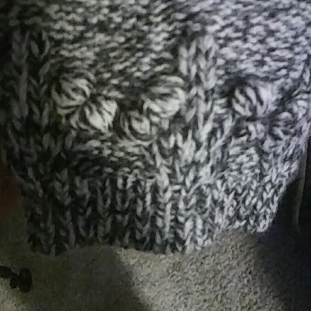 Chunky Sweater - Picture 6 of 7